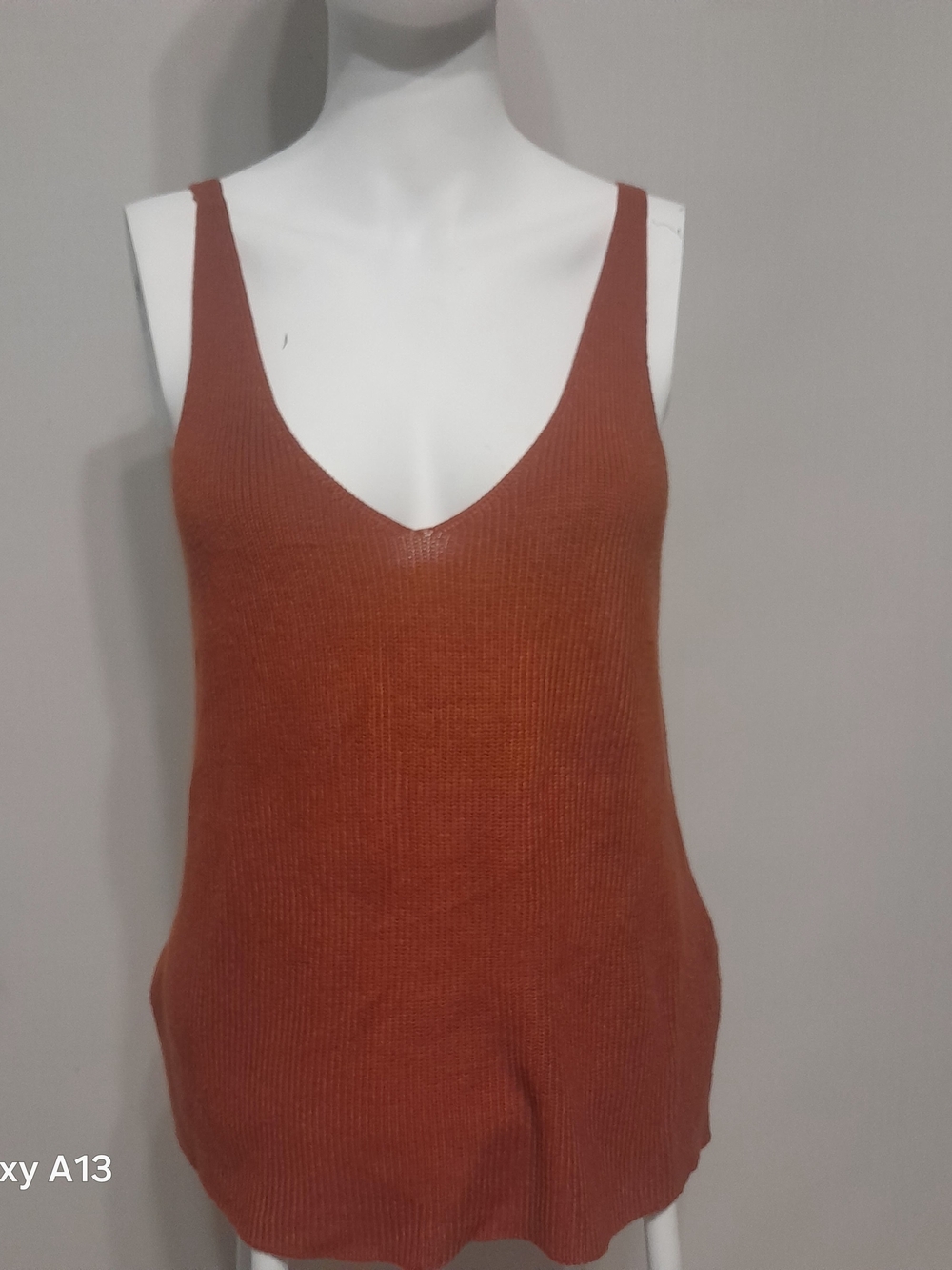 Forever 21 Rust Ribbed V-Neck Tank Top